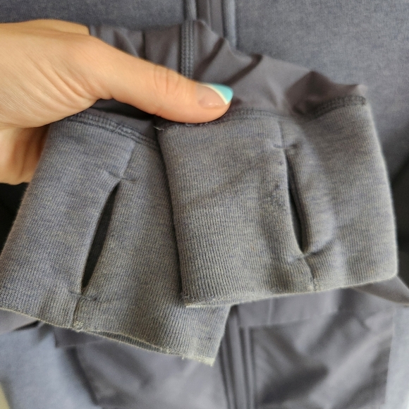 Ivivva By Lululemon Blue Full Zip Hooded Sweatshirt Hoodie Blue Cozy Size 10 - Picture 11 of 12